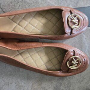 MICHAEL KORS Women’s M Lillie Moccasin Brown Leather Slip On Loafers Sz 8.5